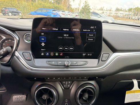 New 2026 Chevrolet Blazer LT w/ Convenience Package image 20