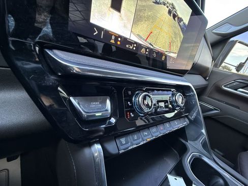 Certified 2025 GMC Sierra 2500 Denali w/ Max Trailering Package image 23