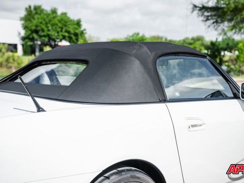 Used 2001 Honda S2000 image 32