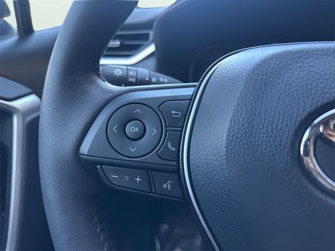 Used 2023 Toyota RAV4 XLE Premium image 23