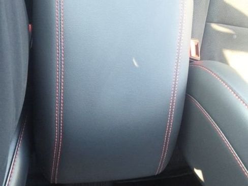 Certified 2025 Ford Explorer ST image 38