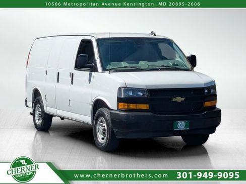 Used 2022 Chevrolet Express 2500 RWD 2500 Regular Wheelbase WT w/ Driver Convenience Package image 1