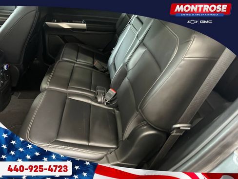 Used 2022 Ford Explorer XLT w/ Equipment Group 202A AWD/4WD image 22