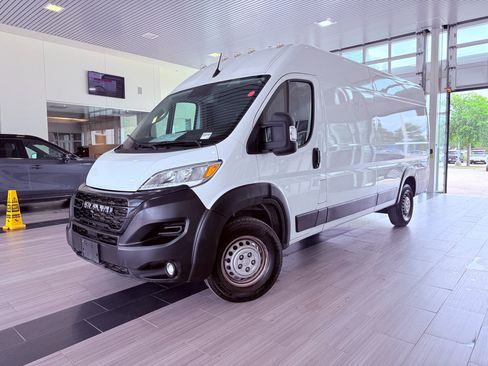 Used 2025 RAM ProMaster 3500 w/ Convenience Group FWD image 1