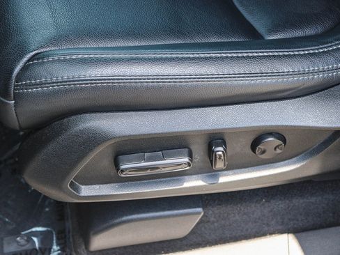 Used 2023 Honda Pilot EX-L image 22
