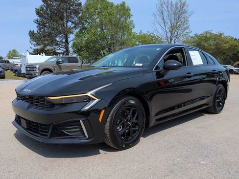 Used 2025 Kia K5 LXS image 7