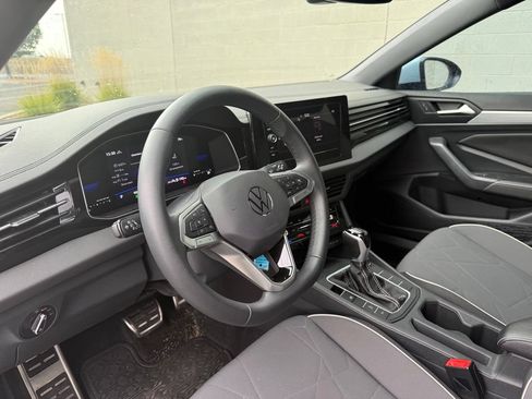 Used 2026 Volkswagen Jetta Sport FWD image 18