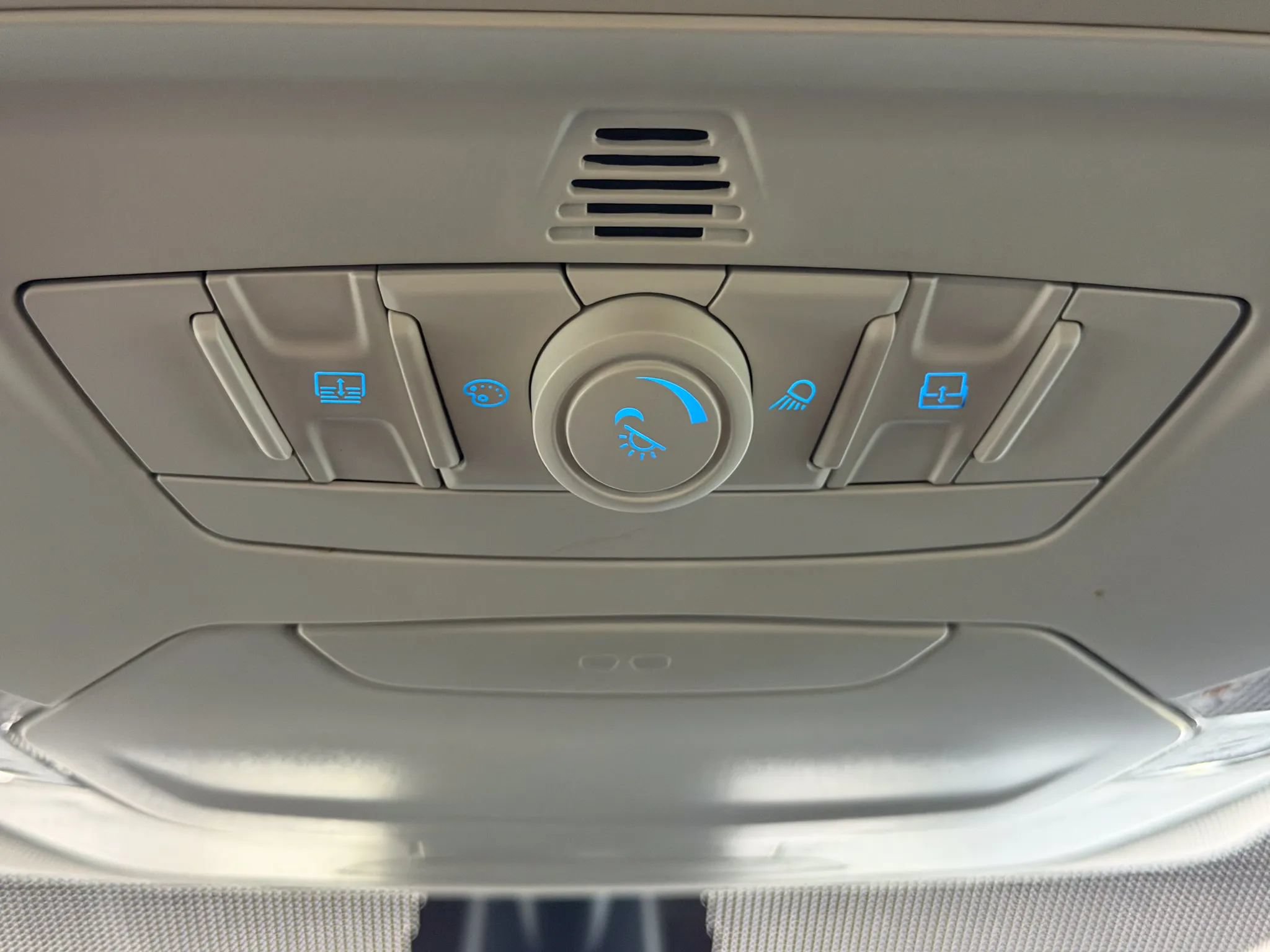 Used 2015 Ford Escape Titanium FWD image 38