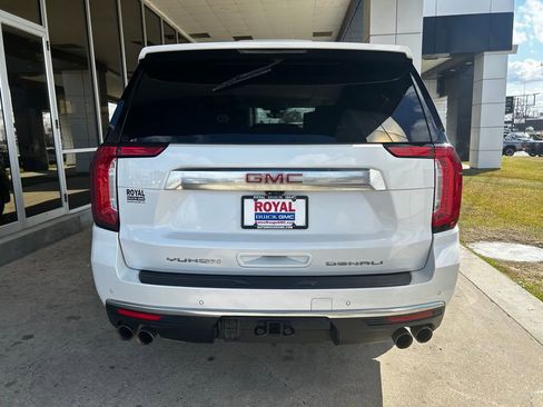 Used 2022 GMC Yukon XL Denali w/ Denali Ultimate Package image 6