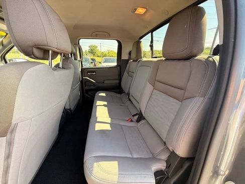 Certified 2023 Nissan Frontier SV w/ SV Convenience Package AWD/4WD image 16