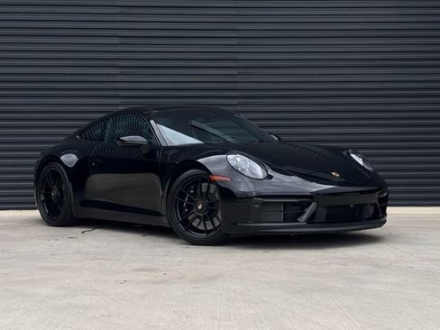 Certified 2022 Porsche 911 Carrera 4 GTS AWD/4WD image 9