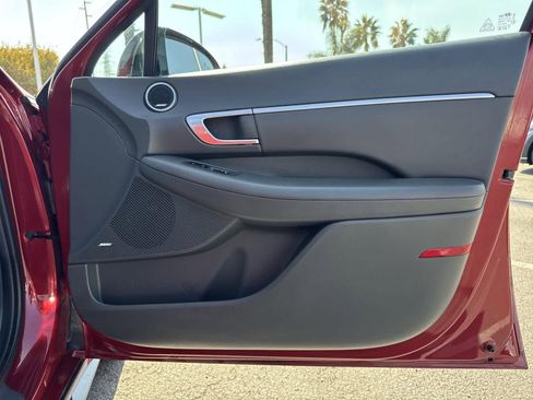 Used 2023 Hyundai Sonata SEL Plus w/ Preferred Accessory Package image 39