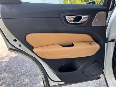 Used 2019 Volvo XC60 T6 Inscription w/ Protection Package AWD/4WD image 38