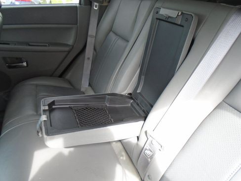 Used 2005 Jeep Grand Cherokee Limited AWD/4WD image 12