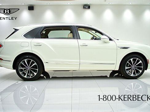 Certified 2023 Bentley Bentayga Extended Wheelbase image 15
