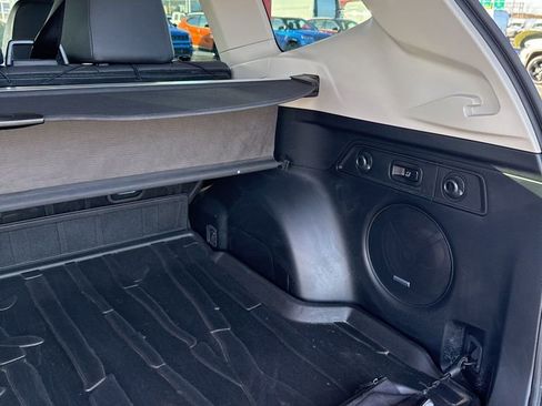 Used 2023 Subaru Forester Touring image 25