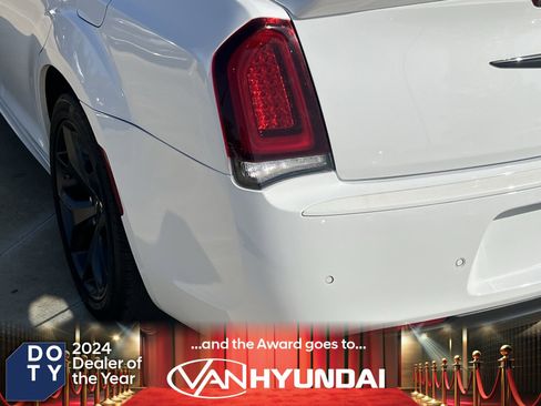 Used 2023 Chrysler 300 S w/ Comfort Group image 12