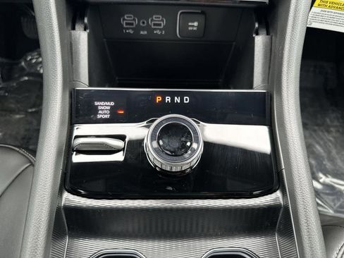 New 2026 Jeep Grand Cherokee Limited w/ Limited Altitude Package AWD/4WD image 35