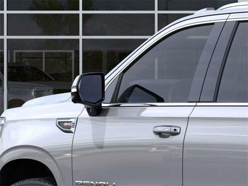 New 2026 GMC Yukon XL Denali w/ Sun & Power Step Package image 12