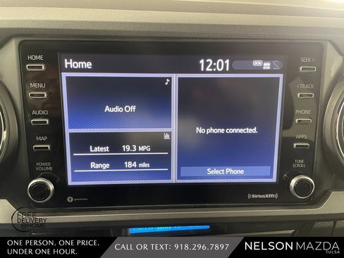 Used 2022 Toyota Tacoma TRD Off-Road image 28