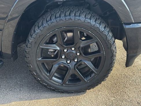 Used 2020 RAM 1500 Laramie image 9