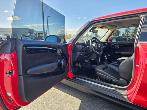 Used 2020 MINI Cooper S FWD image 15