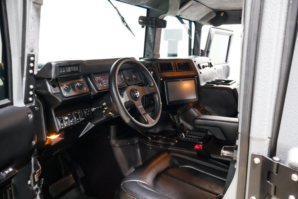 Used 2003 HUMMER H1 4-Door Wagon AWD/4WD image 29