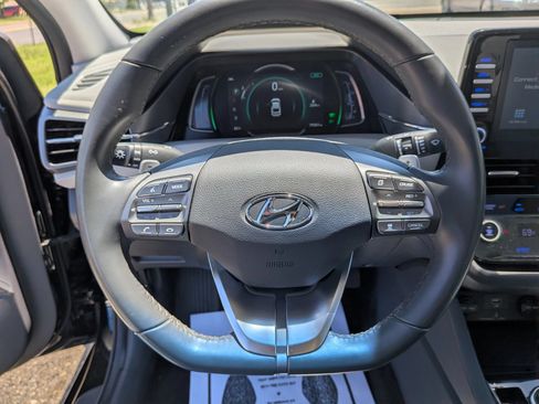 Used 2020 Hyundai Ioniq SEL FWD image 46