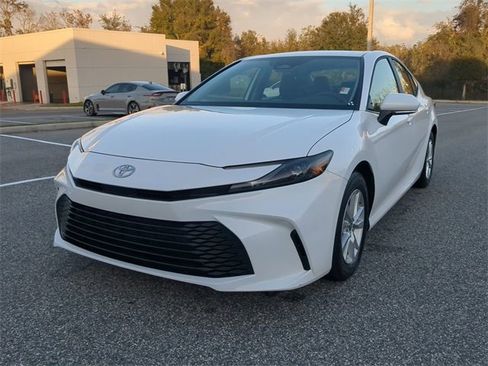 Certified 2025 Toyota Camry LE image 8