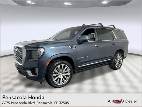 Used 2021 GMC Yukon Denali w/ Denali Premium Package image 1