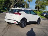 Used 2021 Nissan Kicks SV image 5
