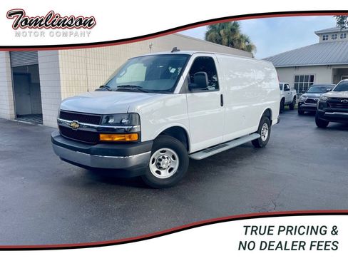 Used 2025 Chevrolet Express 2500 w/ Driver Convenience Package RWD image 1