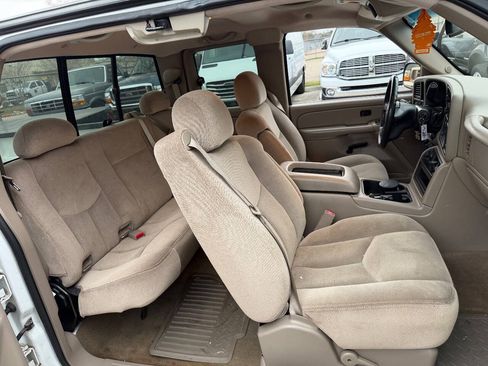 Used 2007 GMC Sierra 2500 SLE w/ Heavy-Duty Power Package RWD image 4
