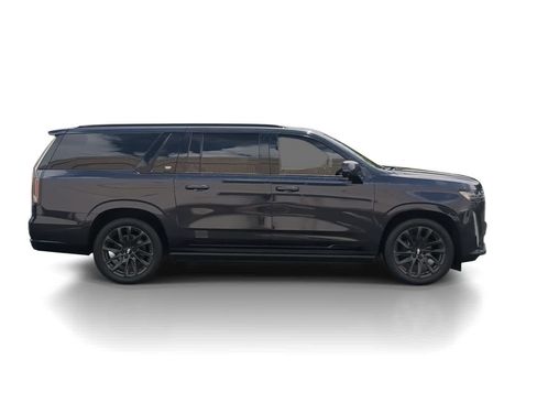 Used 2022 Cadillac Escalade ESV Sport Platinum AWD/4WD image 9