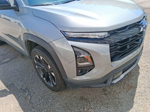 Used 2025 Chevrolet Equinox RS w/ Safety and Technology Package FWD image 4