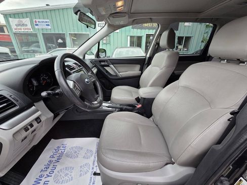 Used 2014 Subaru Forester 2.5i Touring AWD/4WD image 22