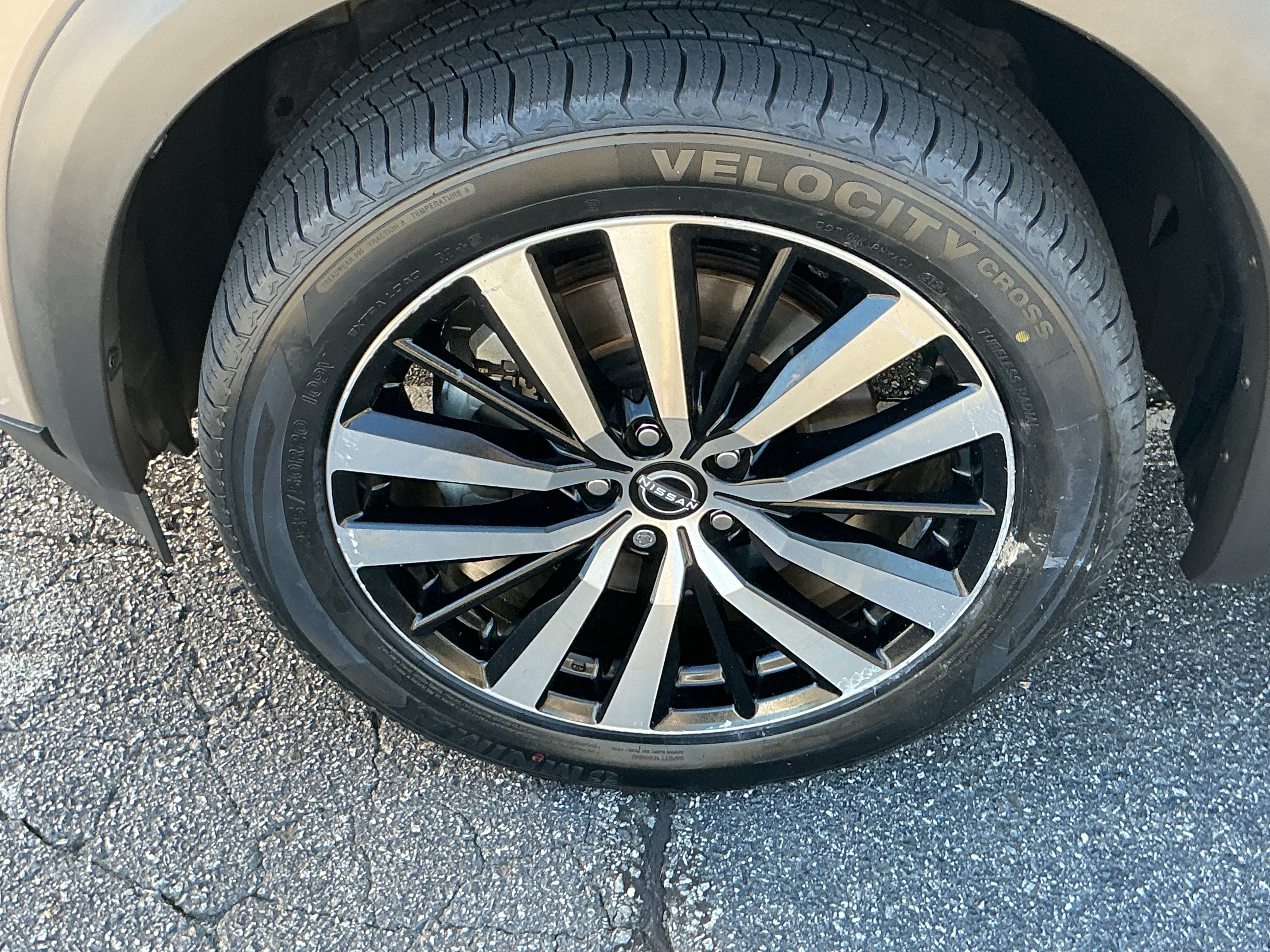 Certified 2023 Nissan Pathfinder Platinum AWD/4WD image 10