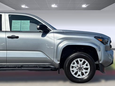 Used 2024 Toyota Tacoma SR RWD image 33