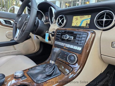 Used 2014 Mercedes-Benz SLK 250 image 60