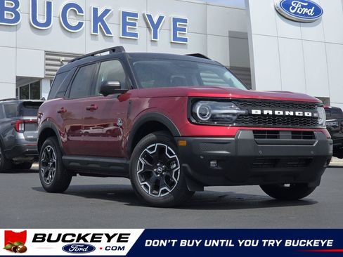 New 2025 Ford Bronco Sport Outer Banks w/ Outer Banks Tech Package+ AWD/4WD image 1