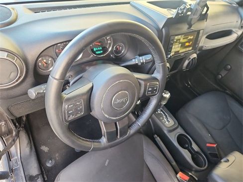 Used 2017 Jeep Wrangler Sport w/ Connectivity Group image 17