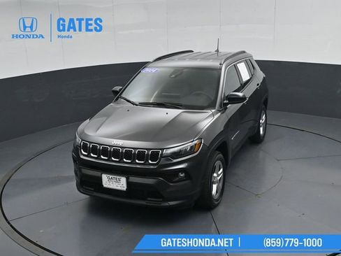 Used 2024 Jeep Compass Latitude AWD/4WD image 44