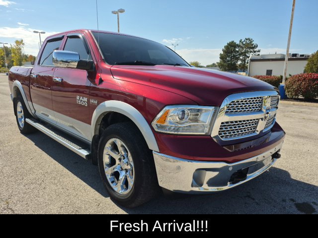 Used 2015 RAM 1500 Laramie w/ Convenience Group AWD/4WD image 2