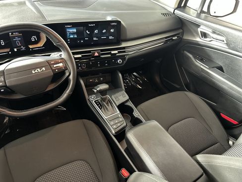 Used 2026 Kia Sportage LX FWD image 23