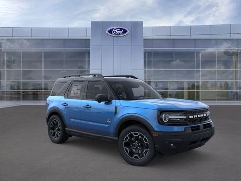 New 2025 Ford Bronco Sport Outer Banks w/ Outer Banks Tech Package+ AWD/4WD image 8