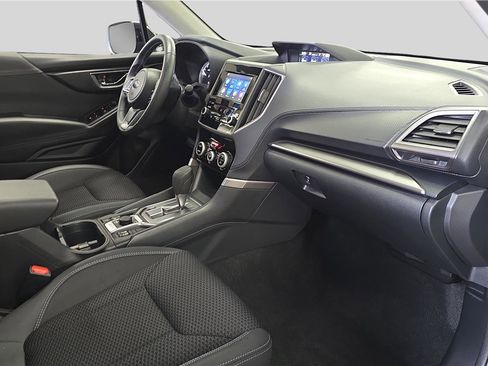 Used 2023 Subaru Forester Premium AWD/4WD image 16