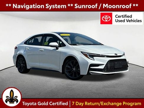 Certified 2025 Toyota Corolla XSE FWD image 1