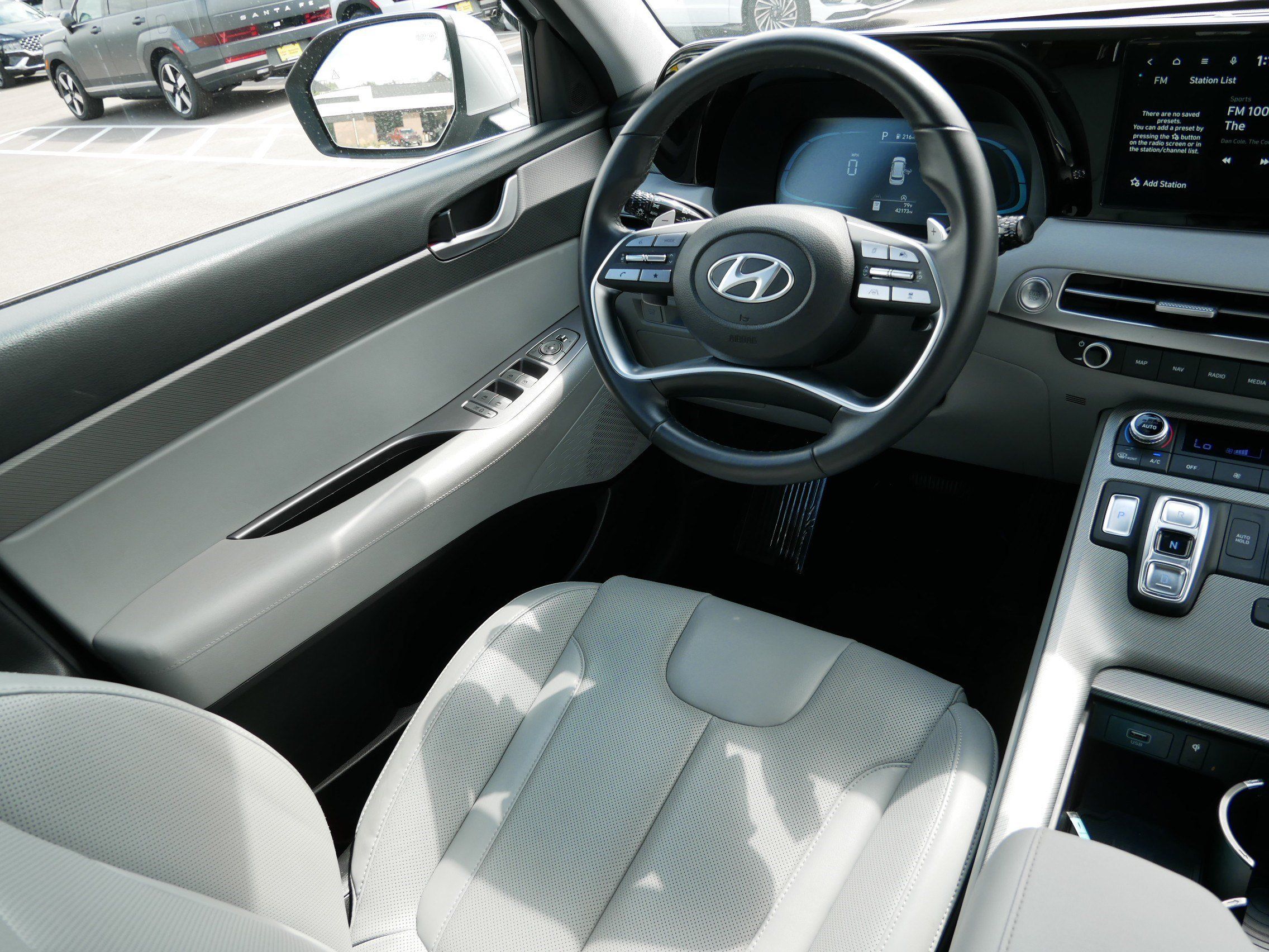 Used 2024 Hyundai Palisade SEL AWD/4WD image 9