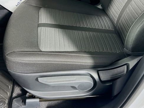 New 2026 Kia Sorento LX FWD image 15