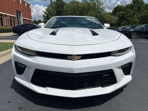 Used 2016 Chevrolet Camaro SS RWD image 17